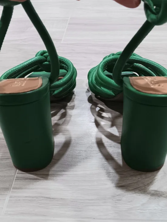 Sézane Editions Women's Deborah Leather Sandals Vibrant Green 7 - Picture 8 of 14